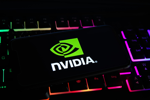 【美股财报季】英伟达：继续上涨，还是即将大幅回调？